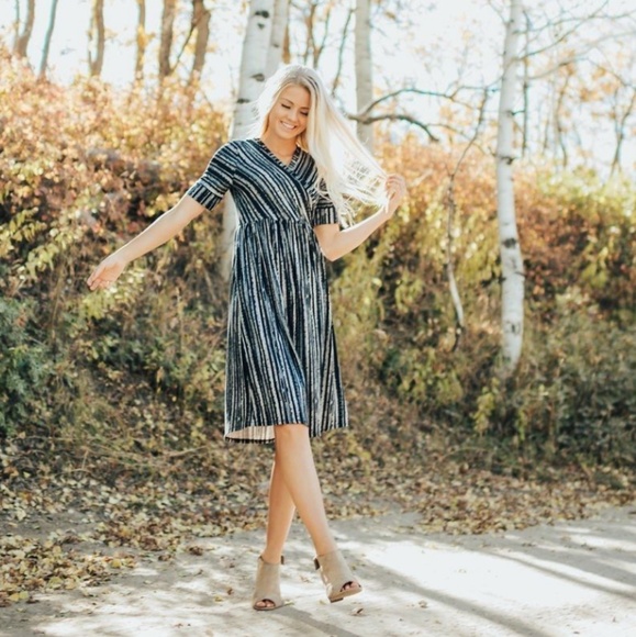 Dress - Picture 2 of 2